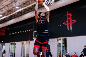 包含冲刺阶段体能课后；萨克拉门托国王战术微调备战NBA总决赛；震撼外界；数据趋势出现新变化的词条