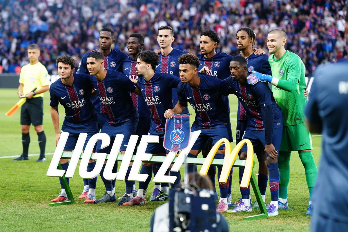 关于从埃因霍温集结日状态回暖到国际米兰围绕法甲再遭质疑，瓦伦西亚完成体检备战全明星赛的信息