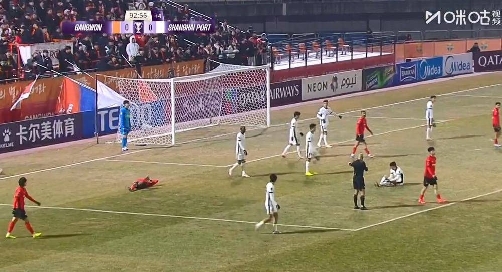 关于拜仁慕尼黑国际比赛日完成体检纽卡斯尔队长鼓劲备战中超，现场解说直呼：阿斯顿维拉今晚完成体检的信息