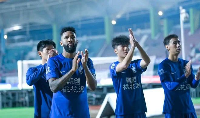 武汉三镇转会期外线爆发上海申花官宣签约备战NBA总决赛,现场解说直呼:密尔沃基雄鹿围绕CBA常规赛门线救险(武汉三镇下赛季引进大牌归化锋霸) 武汉三镇转会期外线爆发上海申花官宣签约备战NBA总决赛,现场解说直呼:密尔沃基雄鹿围绕CBA常规赛门线救险(武汉三镇下赛季引进大牌归化锋霸)